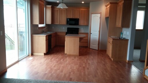 Primary Photo - 725 S 6th Ave SW