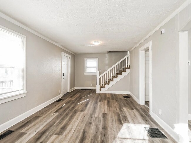 Foto del edificio - 3002 McKinley St