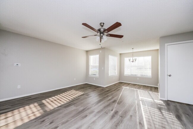 Building Photo - 2217 Grand Cayman Ct