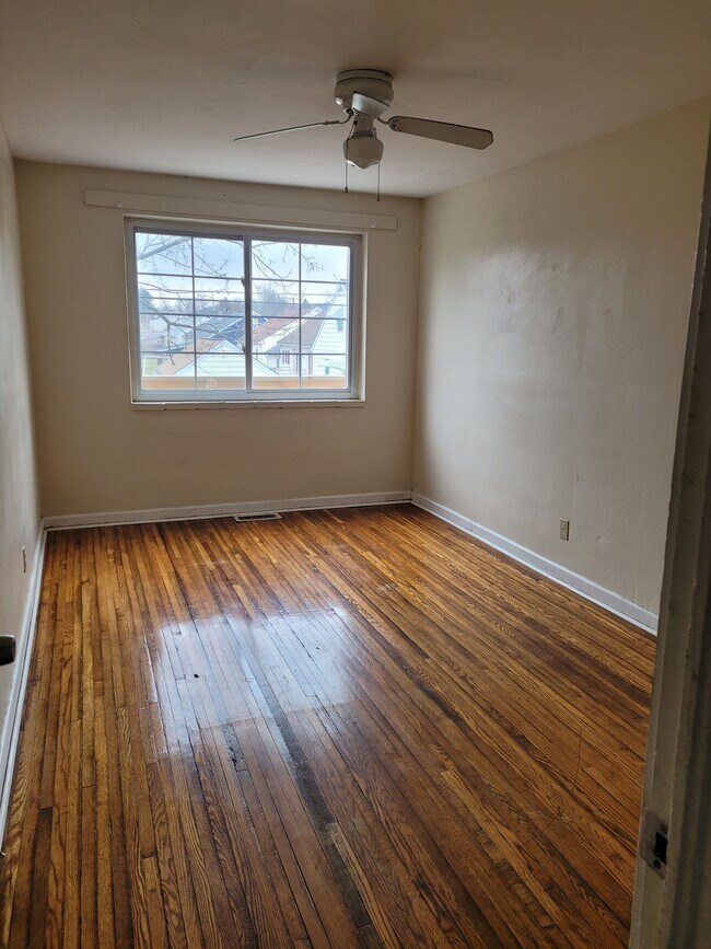 Dormitorio 1 - 105 Mitchell St