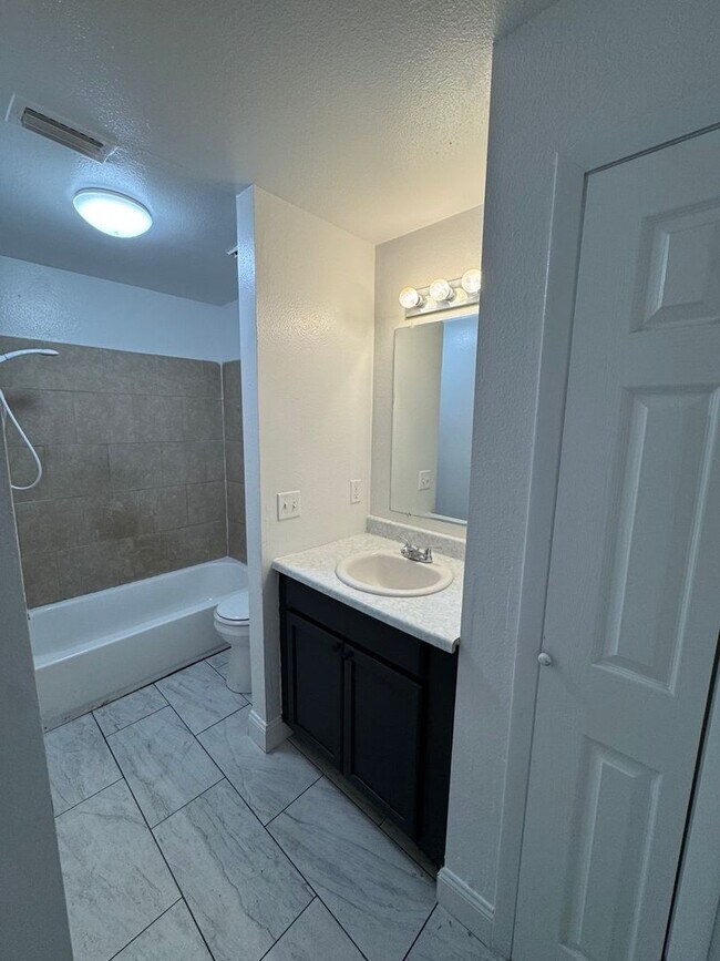 Foto del edificio - Saint Paul Dr