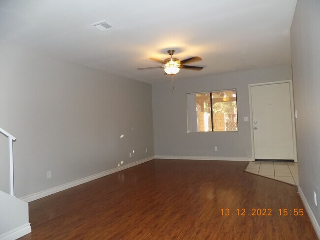 Building Photo - Gorgeous remodeled town home