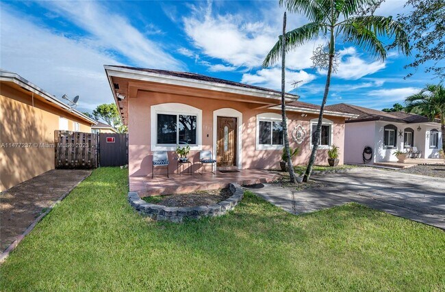 Foto del edificio - 1513 SW 2nd Ct