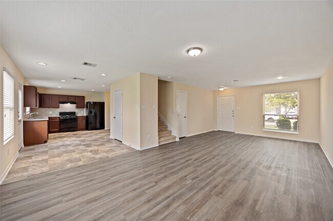 Foto del edificio - 1026 Carolina Wren Cir