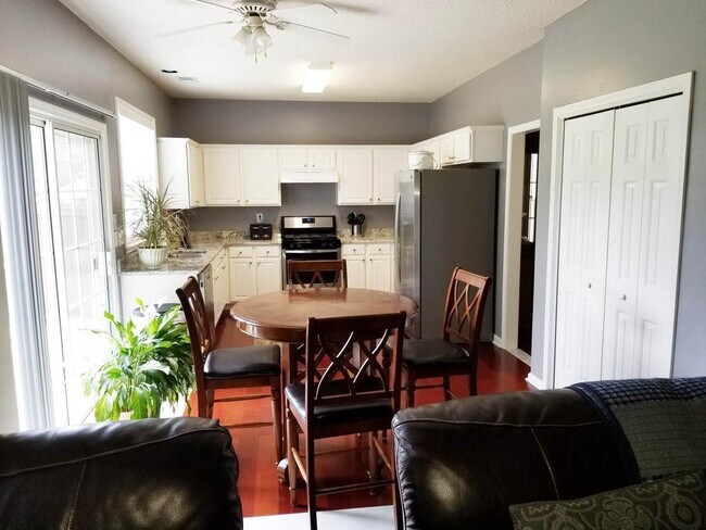 Building Photo - 4314 Shillham Ct