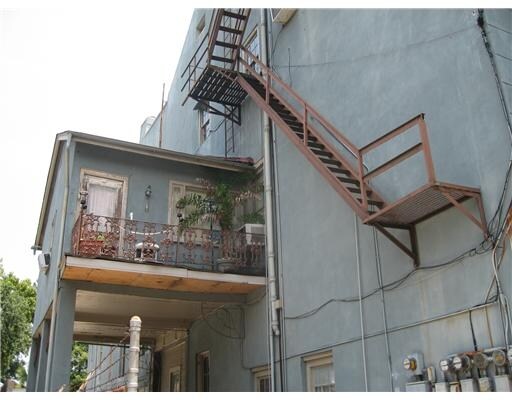 Foto del edificio - 919 Esplanade Ave