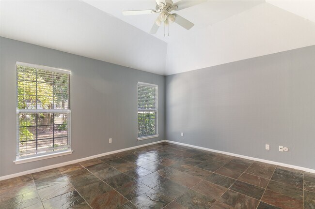 Foto del edificio - 2406 Box Oak Pl