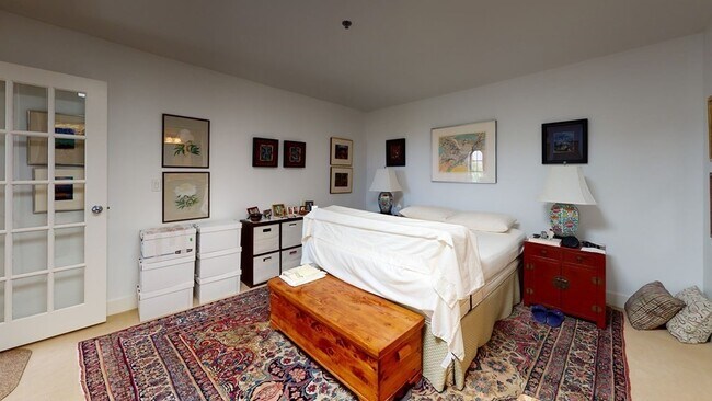 Foto del edificio - 21 Father Francis Gilday St