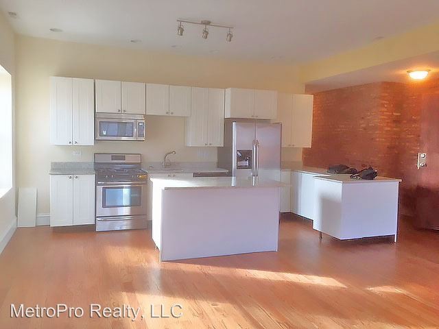 Building Photo - 5140 S Kimbark Ave