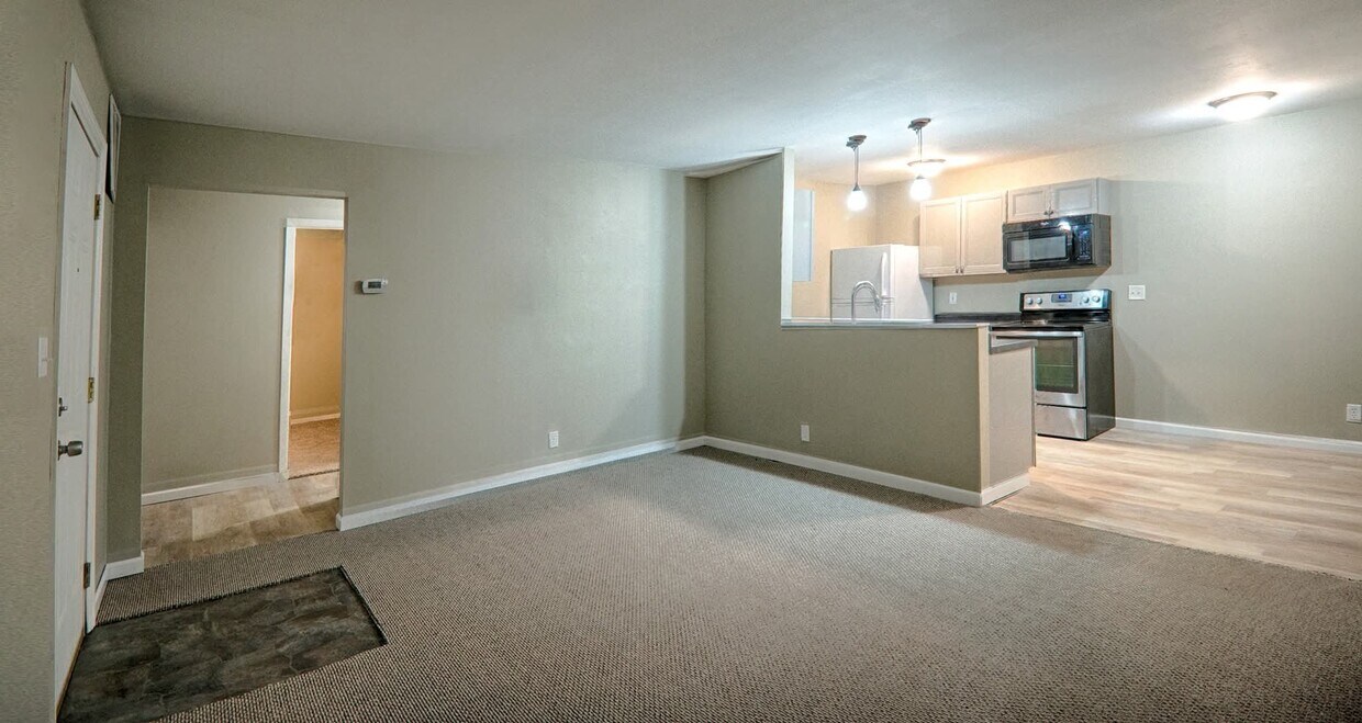 Foto del edificio - 707 Village Ln