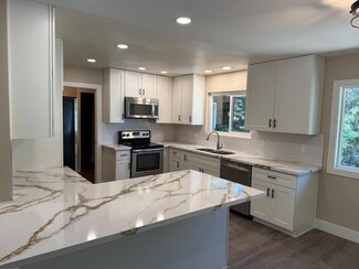 Building Photo - 1628 S Tuxedo Ave