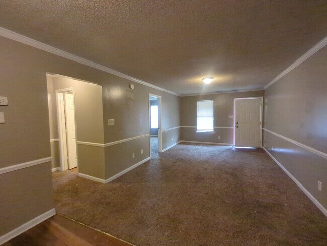 Building Photo - 2819 Wimberly Dr SW
