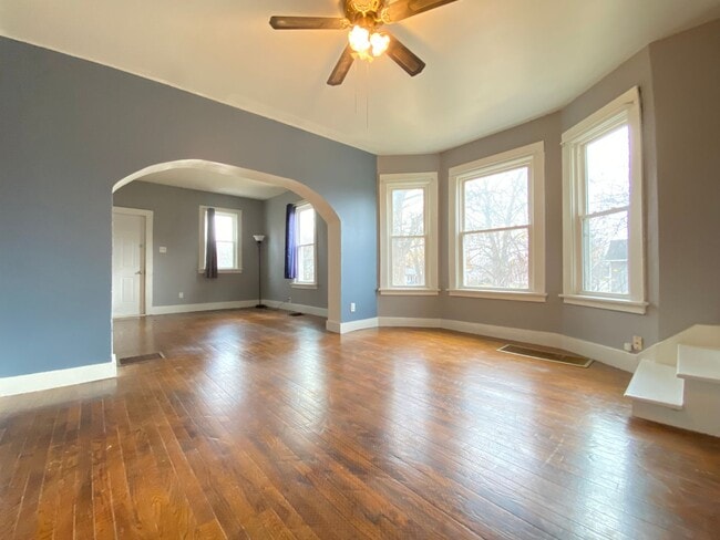 Foto del edificio - 401 Center St