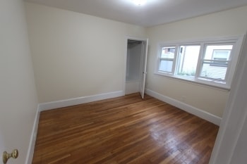 Building Photo - 10 Seagrave Rd