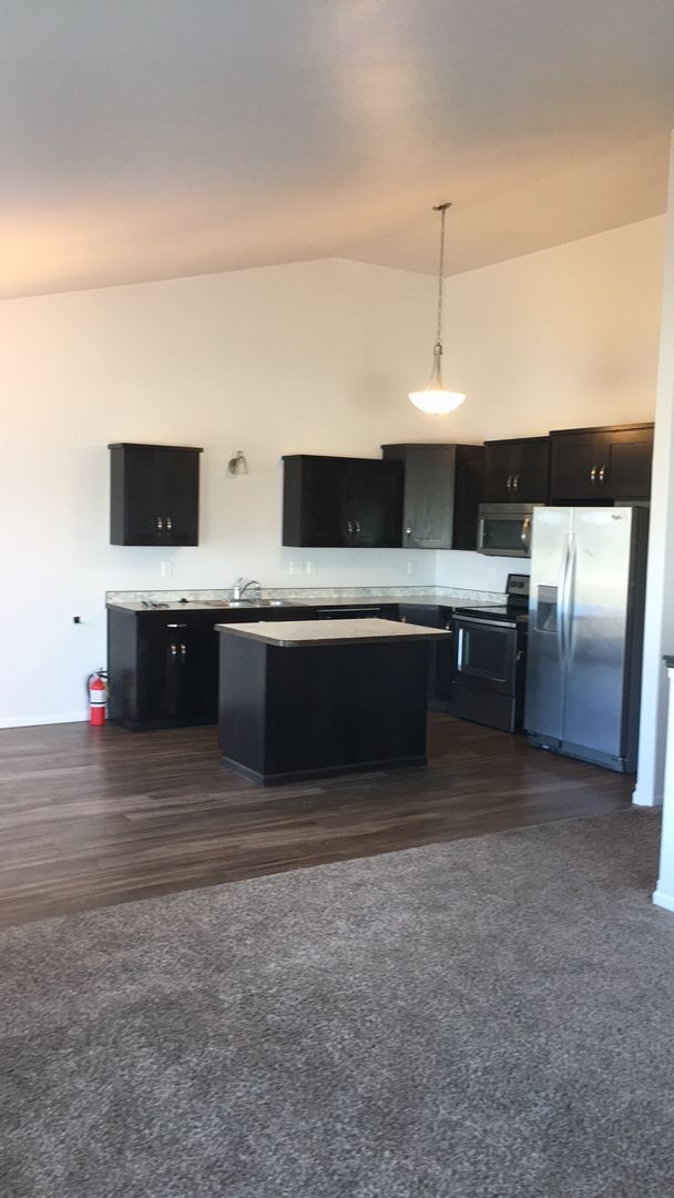 Foto del edificio - 3 Bed 3 Bath Twin Home