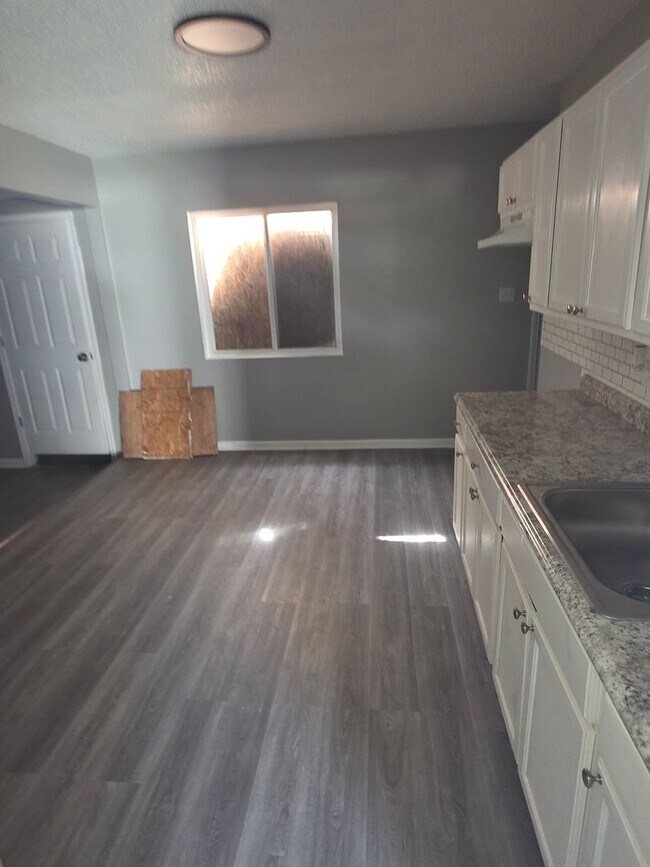 Foto del edificio - LIMITED TIME**1/2 OFF DEPOSIT**