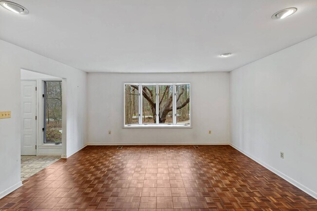 Foto del edificio - 11704 Woodland Dr