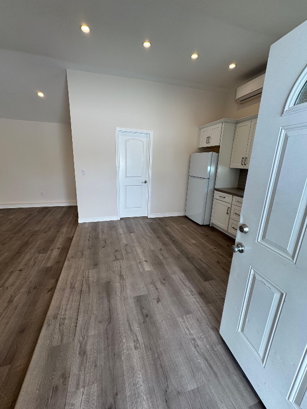 Building Photo - 22850 Erwin St