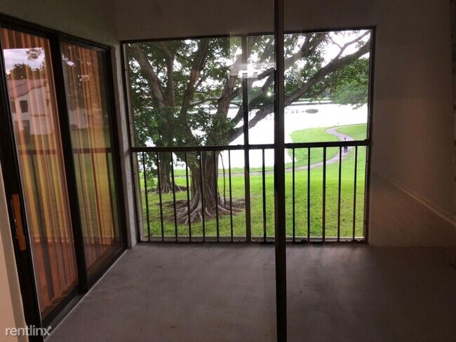 Building Photo - 2950 Olivewood Terrace