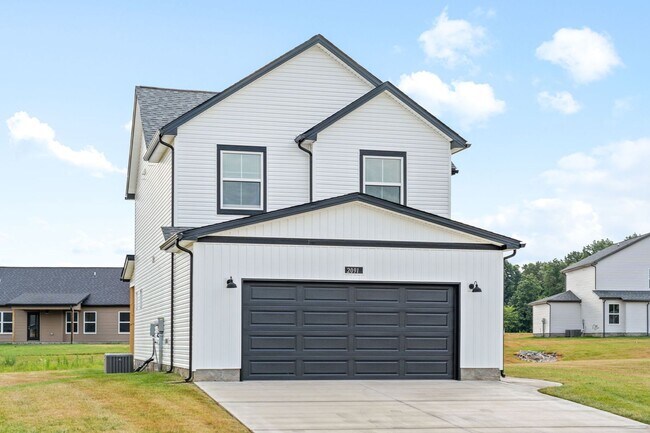 Building Photo - New Construction Three Bedroom!