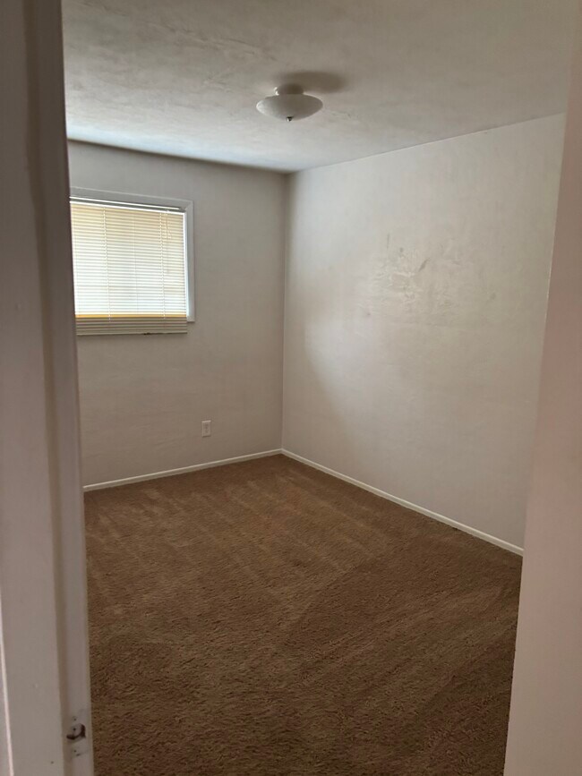Foto del edificio - SD-0111 Cottage St Triplex