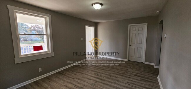 Foto del edificio - 2804-2806 Raible Ave.