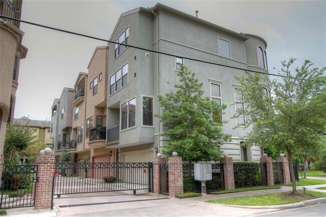 Foto del edificio - 622 Bomar St