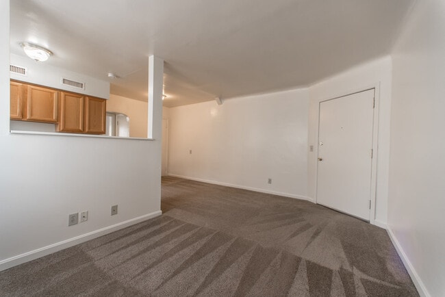 Foto del edificio - 2920-2928 Burnet Avenue