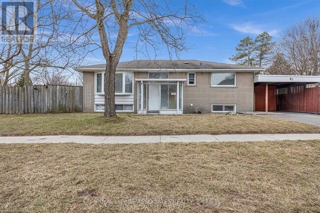 Building Photo - 81 Kencliff Crescent