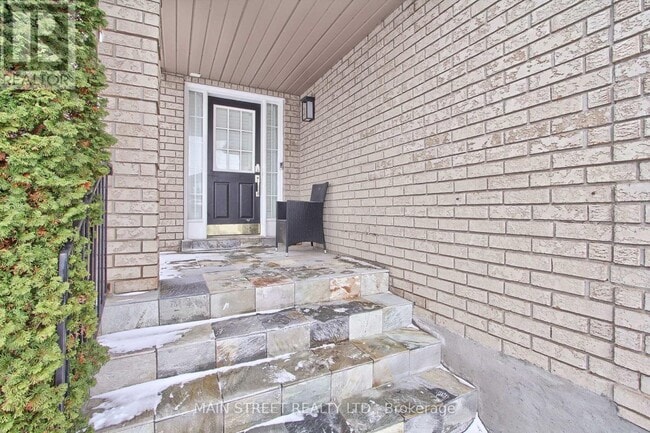 Building Photo - 834 Pucks Pl