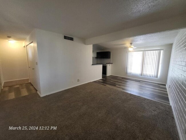 Foto del edificio - 2202 Davis Ave