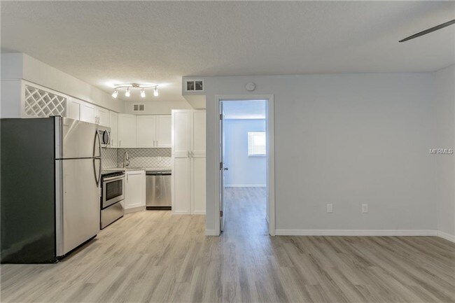 Foto del edificio - 3712 W Cass St