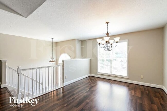 Foto del edificio - 1417 Greenridge Way