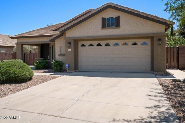 Building Photo - 1171 E Indigo Dr