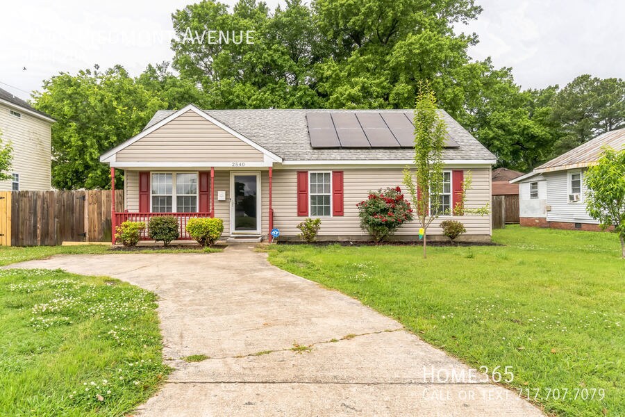 Primary Photo - Gorgeous 3 bed 2 bath Home in Portsmouth