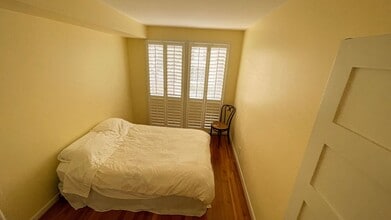 Building Photo - 773 Delaware Ave SW