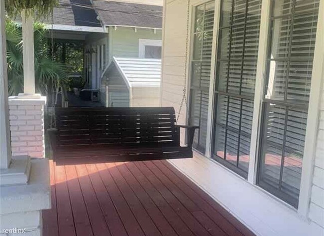 Building Photo - 3 br, 2 bath House - 402 S Cherry St