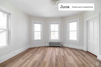 Building Photo - Private bedroom in 3 bed/1 bath Home