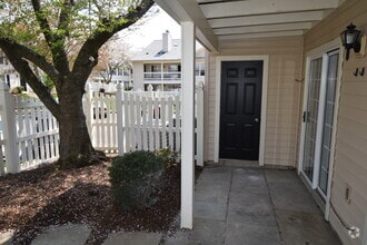 Building Photo - 10208A Ashbrooke Ct