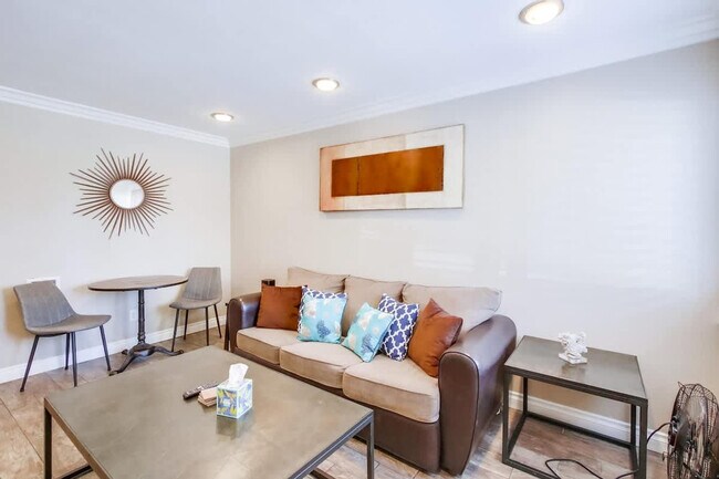 Foto del edificio - 3764 Bayside Ln