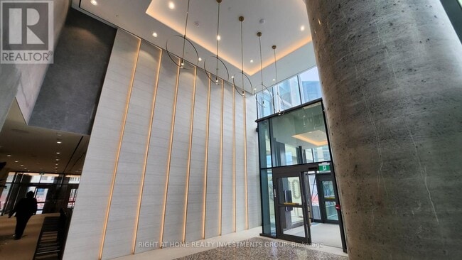 Photo du bâtiment - 7890-7890 Jane St
