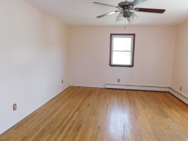 Foto del edificio - 3 bedroom in Ellenville NY 12428