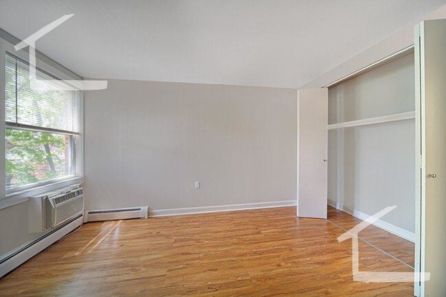 Foto del edificio - 12 Lawrence St