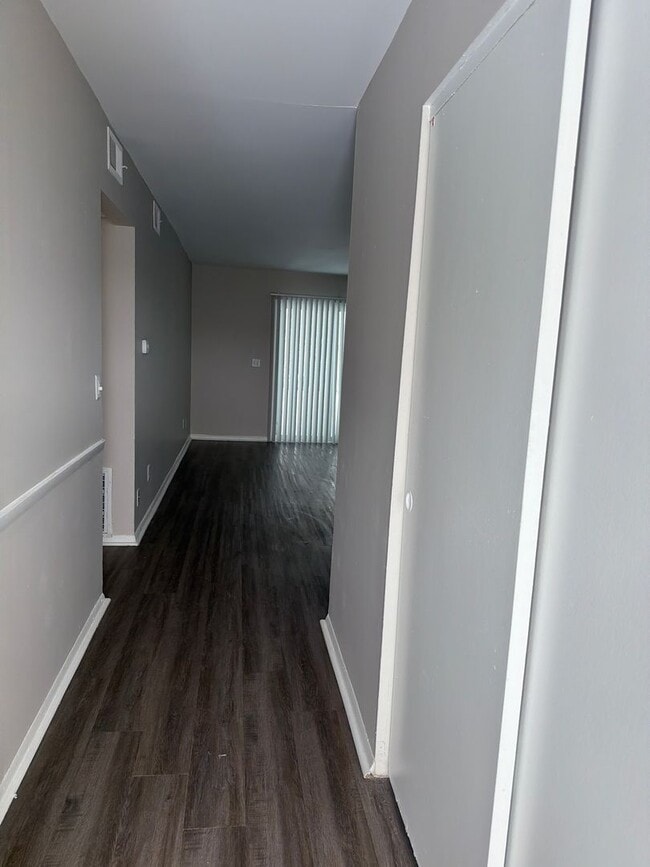 Interior Photo - Black Pine Flats