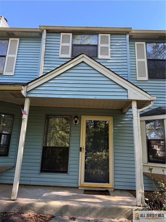 Primary Photo - 2305 Deerfield Dr
