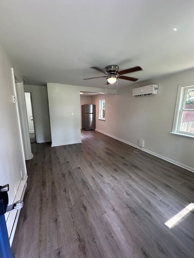 Building Photo - New house for rent!