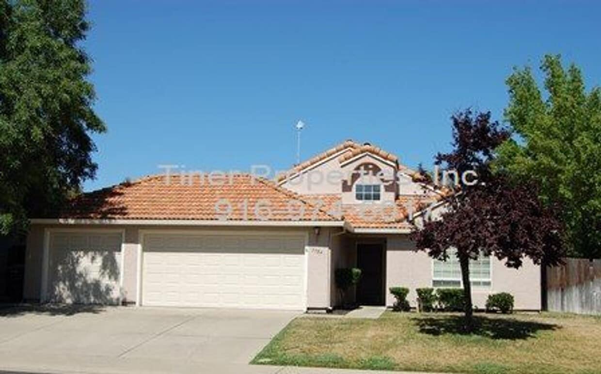 Spacious 1821 +/ square foot single famil... House for Rent in Roseville, CA