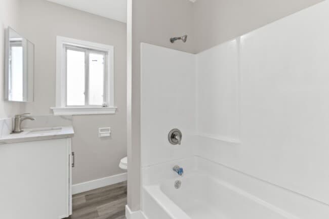 Building Photo - 2348 Revere Ave