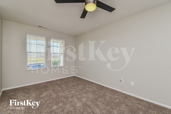 Foto del edificio - 6255 Sorpresa Ln