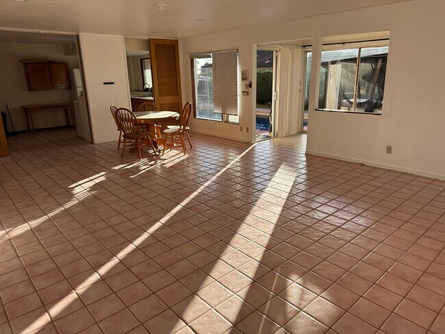 Foto del edificio - Royal Summit One Bedroom